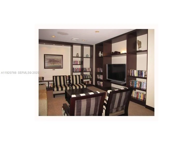 3600 Yacht Club Dr # 1204, Aventura, FL 33180 photo 4