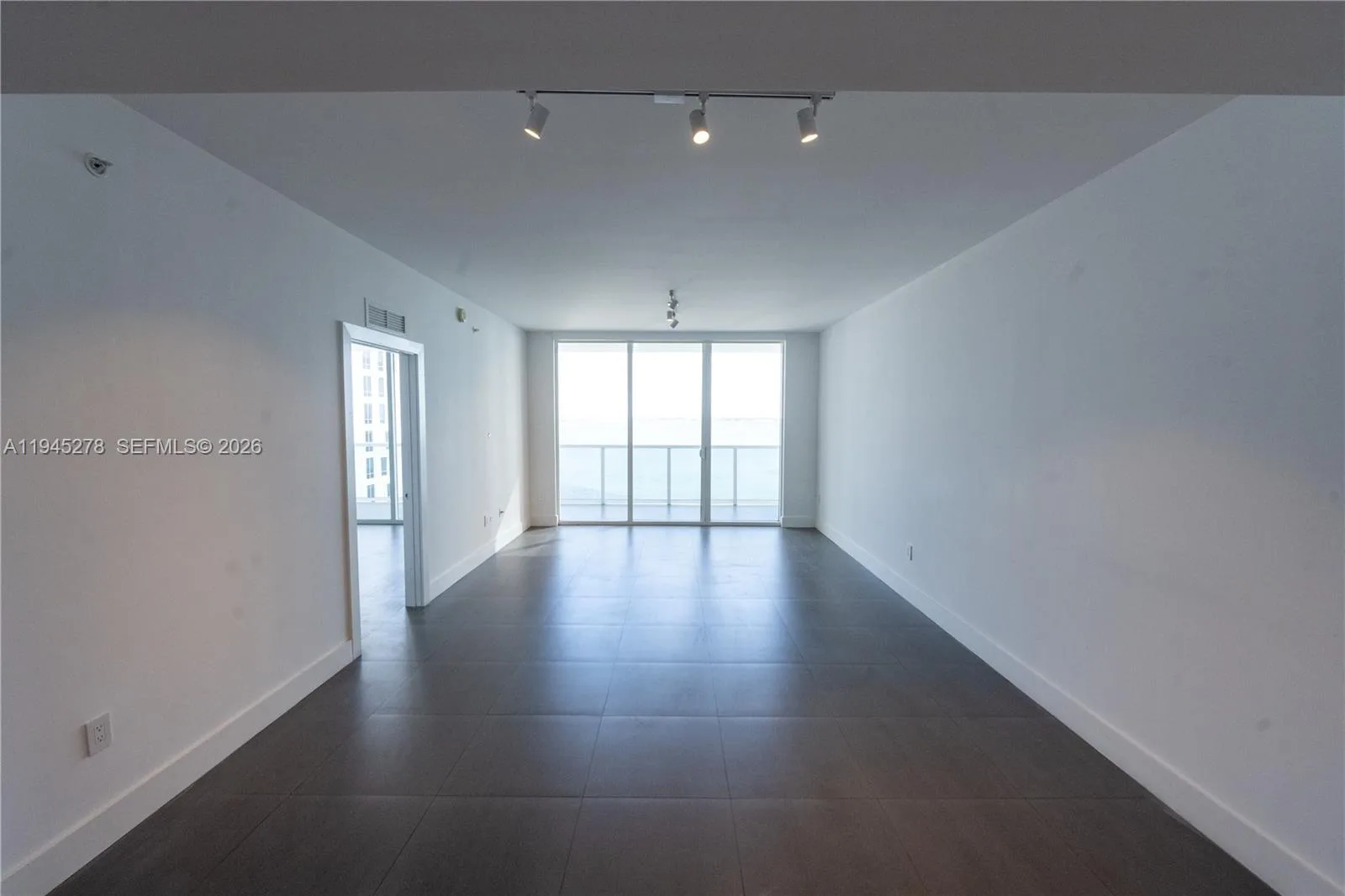 600 NE 27 St # 1602, Miami, FL 33137 photo 8