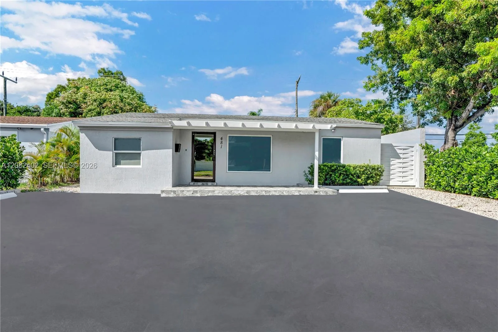 481 E Commercial Blvd, Oakland Park, FL 33334