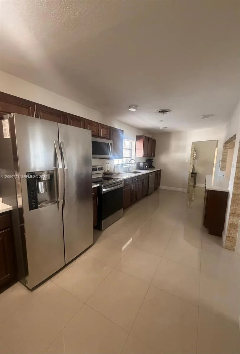 6790 SW 10th Ct # 6790, Pembroke Pines, FL 33023 photo 3