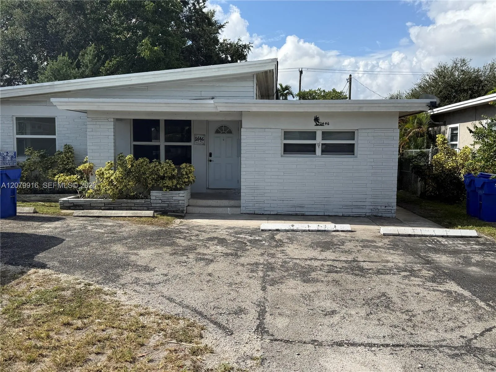 2446 Johnson St, Hollywood, FL 33020