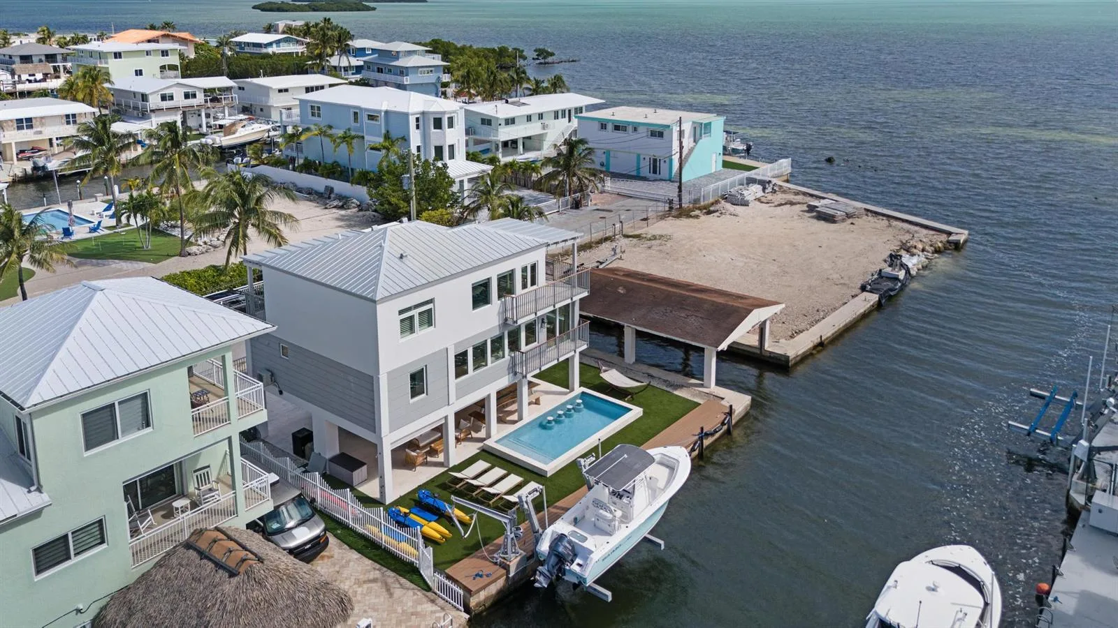 704 Grouper Lane, Key Largo, FL 33037 photo 3