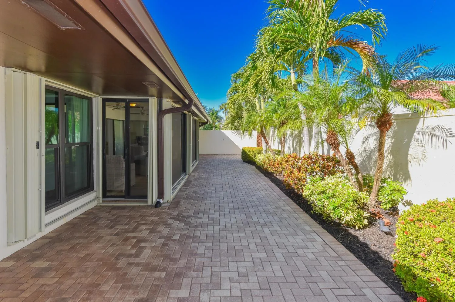 1469 Via Privada, Jupiter, FL 33477 photo 12