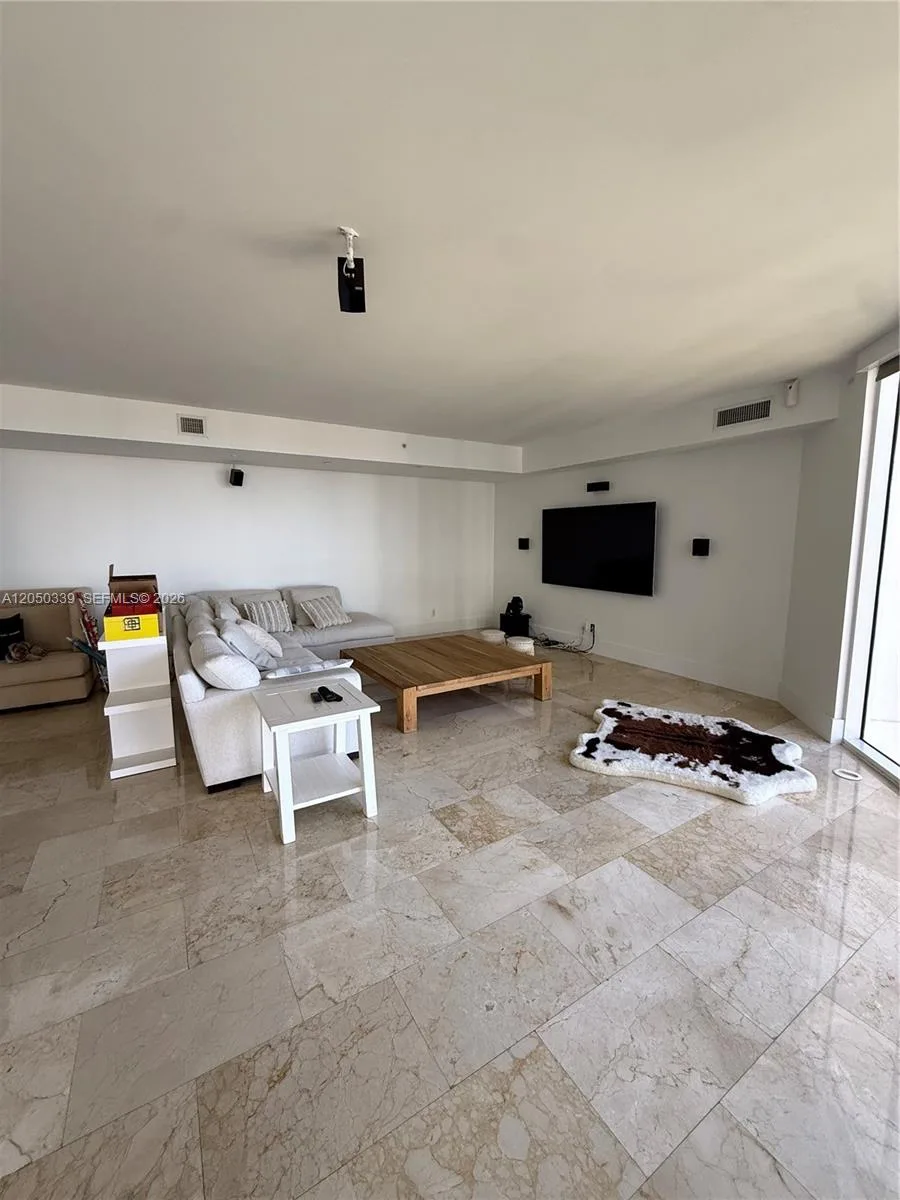 21200 Point Pl # 1403, Aventura, FL 33180 photo 4