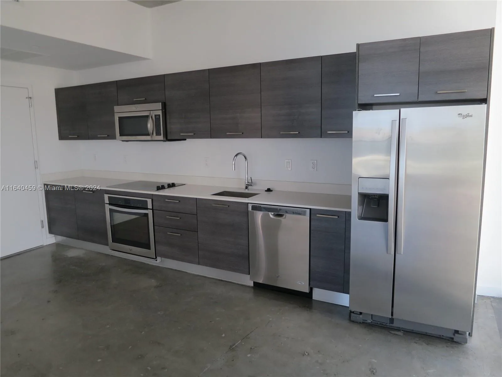 151 SE 1 St # 1902, Miami, FL 33131 photo 6