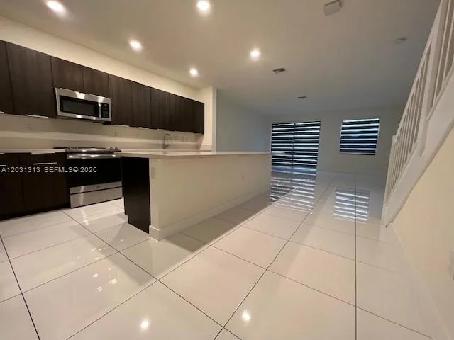 15818 NW 91st Ave # 15818, Miami Lakes, FL 33018 photo 4
