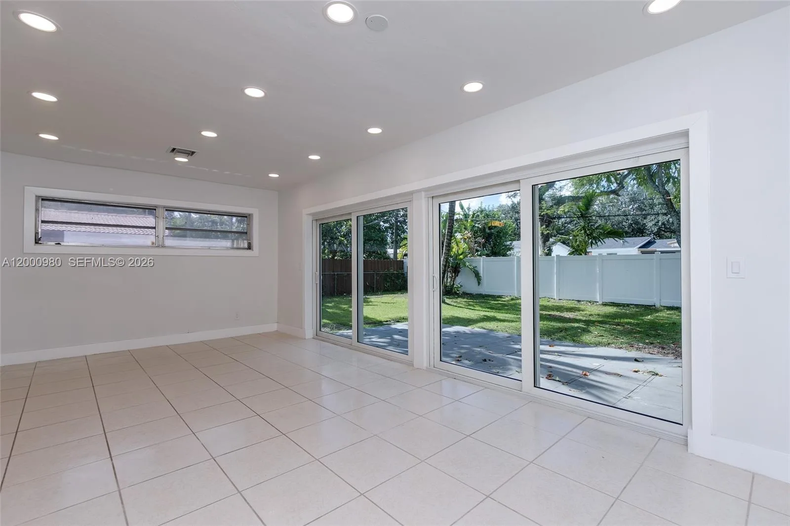 840 NE 182nd Ter, North Miami Beach, FL 33162 photo 10