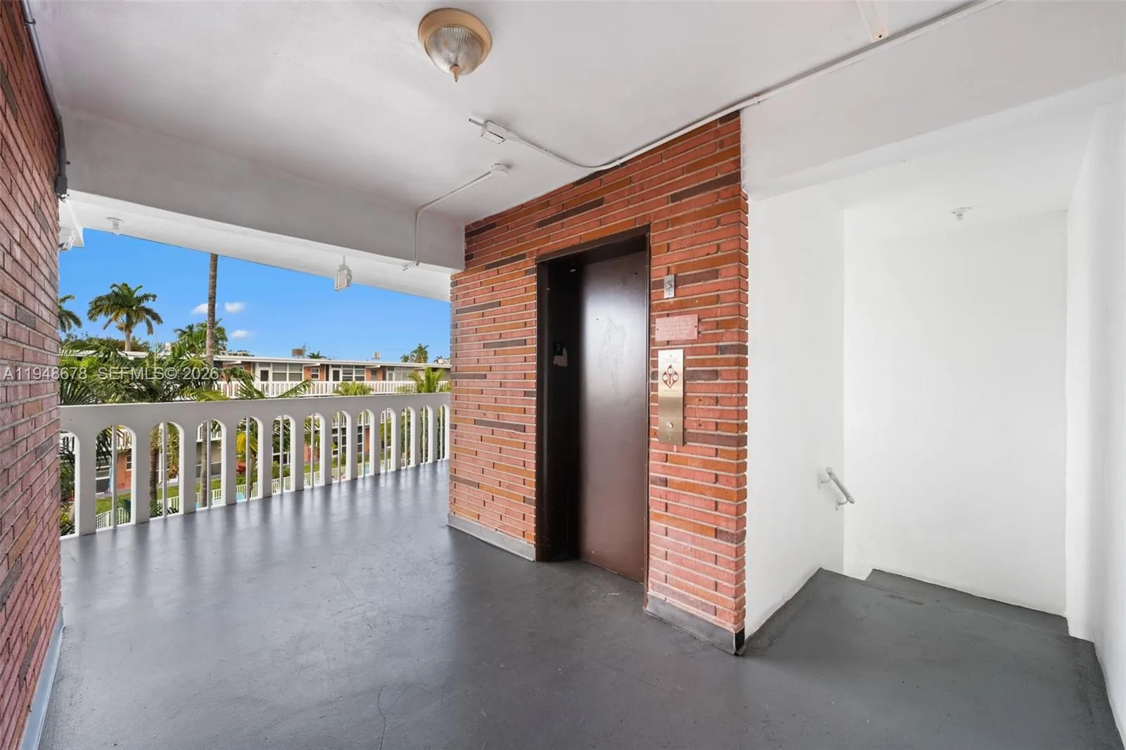 141 NE 10th Ave # 26C, Hallandale Beach, FL 33009 photo 10