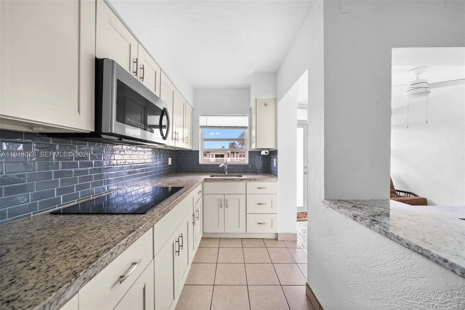 141 NE 10th Ave # 26C, Hallandale Beach, FL 33009 photo 3