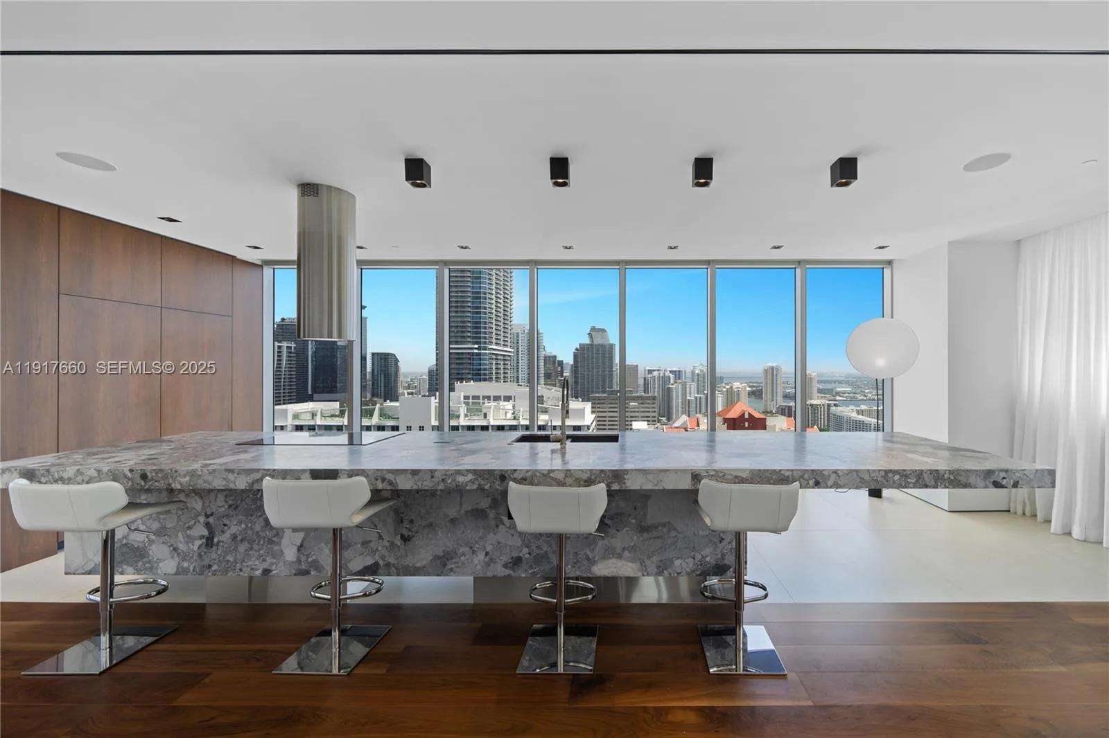 1300 Brickell Bay Dr # 4401, Miami, FL 33131 photo 5