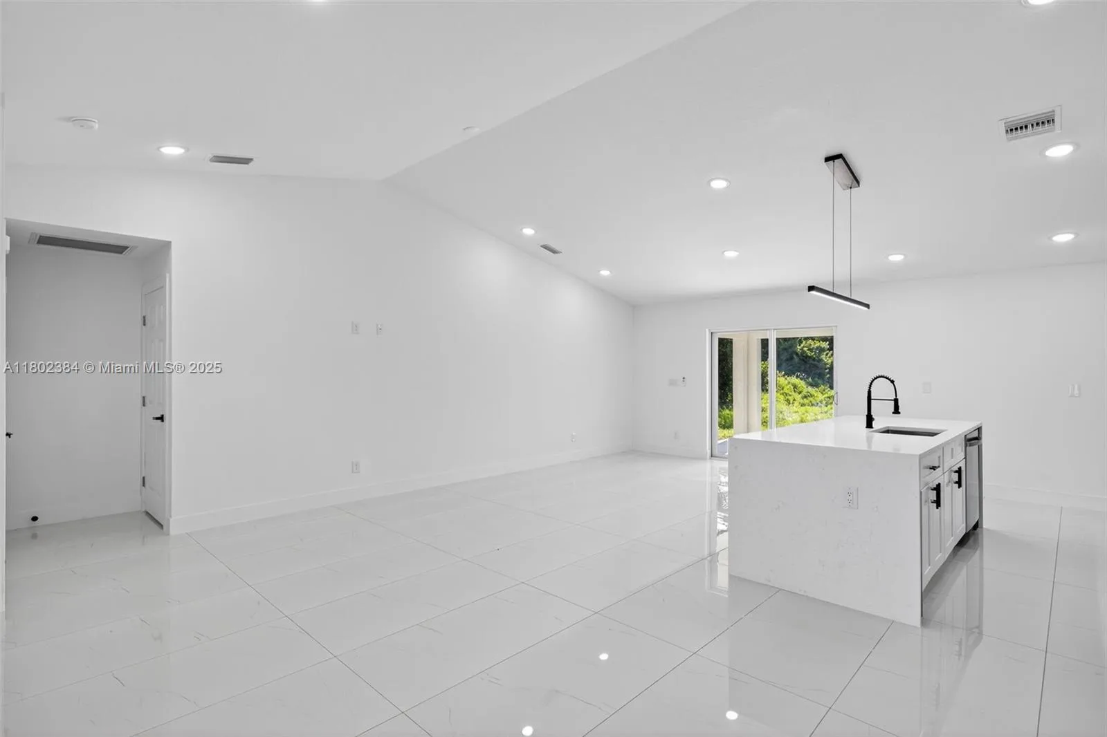 1108 Henry Ave, Lehigh Acres, FL 33972 photo 5