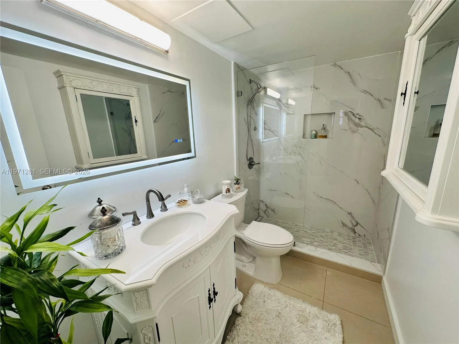 301 Golden Isles Dr # 114, Hallandale Beach, FL 33009 photo 2