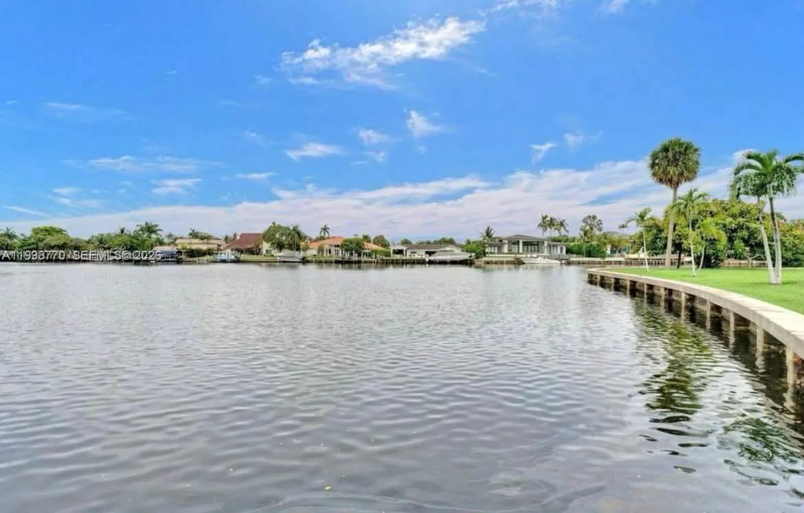 2001 Atlantic Shores Blvd # 312, Hallandale Beach, FL 33009 photo 12
