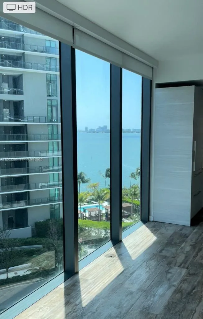 650 NE 32nd St # 608, Miami, FL 33137