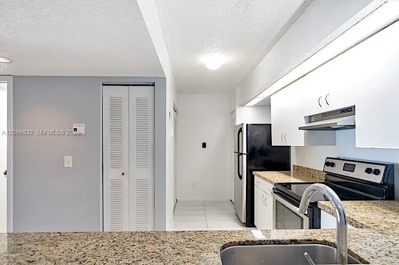 18830 NW 57th Ave # 304, Hialeah, FL 33015 photo 10