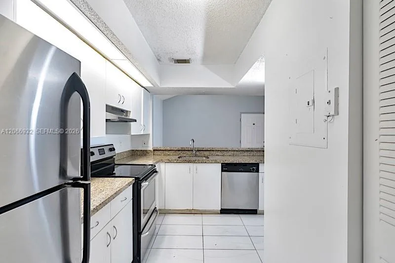 18830 NW 57th Ave # 304, Hialeah, FL 33015 photo 13
