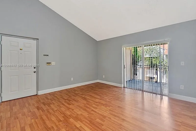 18830 NW 57th Ave # 304, Hialeah, FL 33015 photo 4