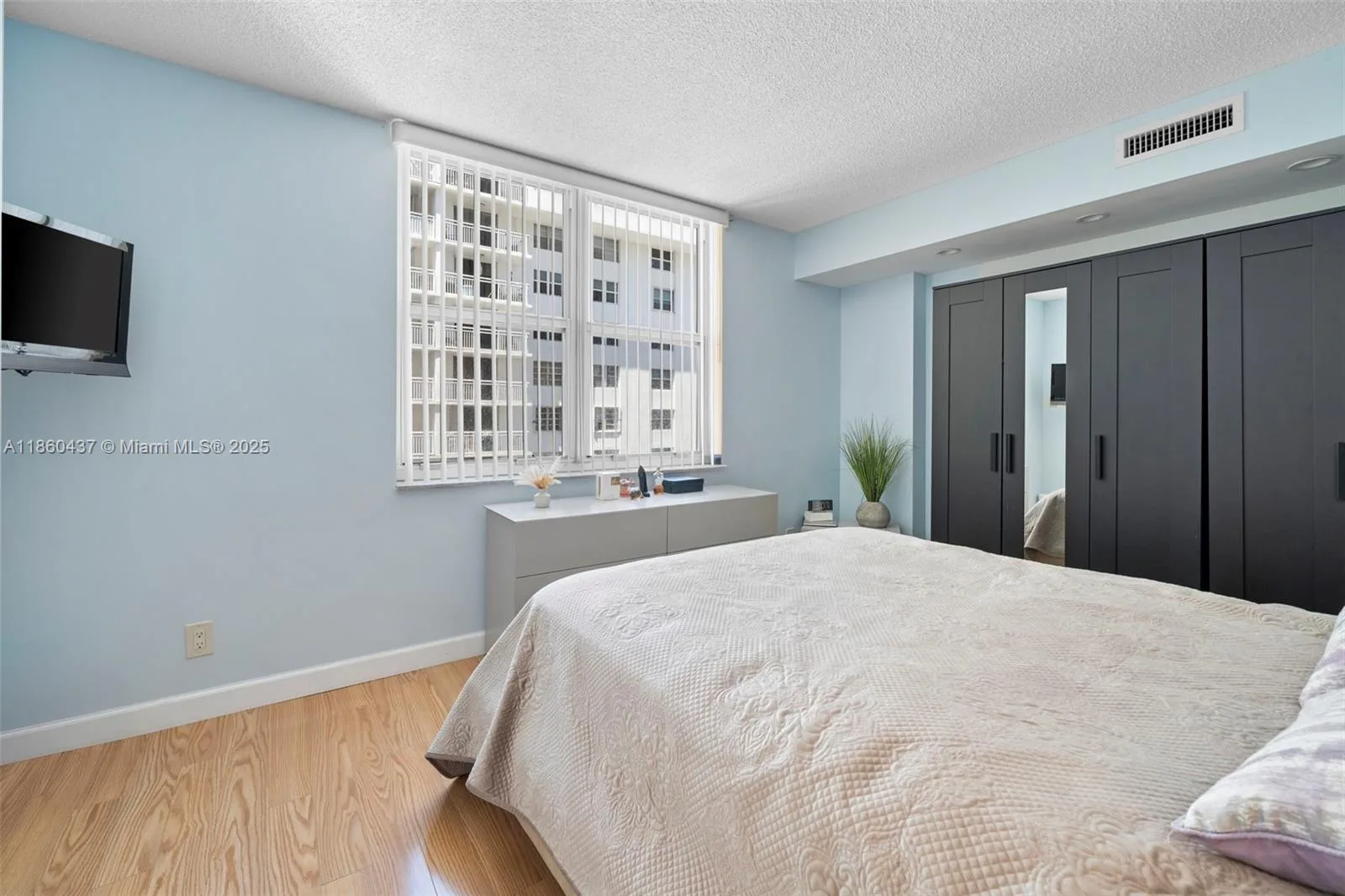 1865 S Ocean Dr # 11D, Hallandale Beach, FL 33009 photo 13
