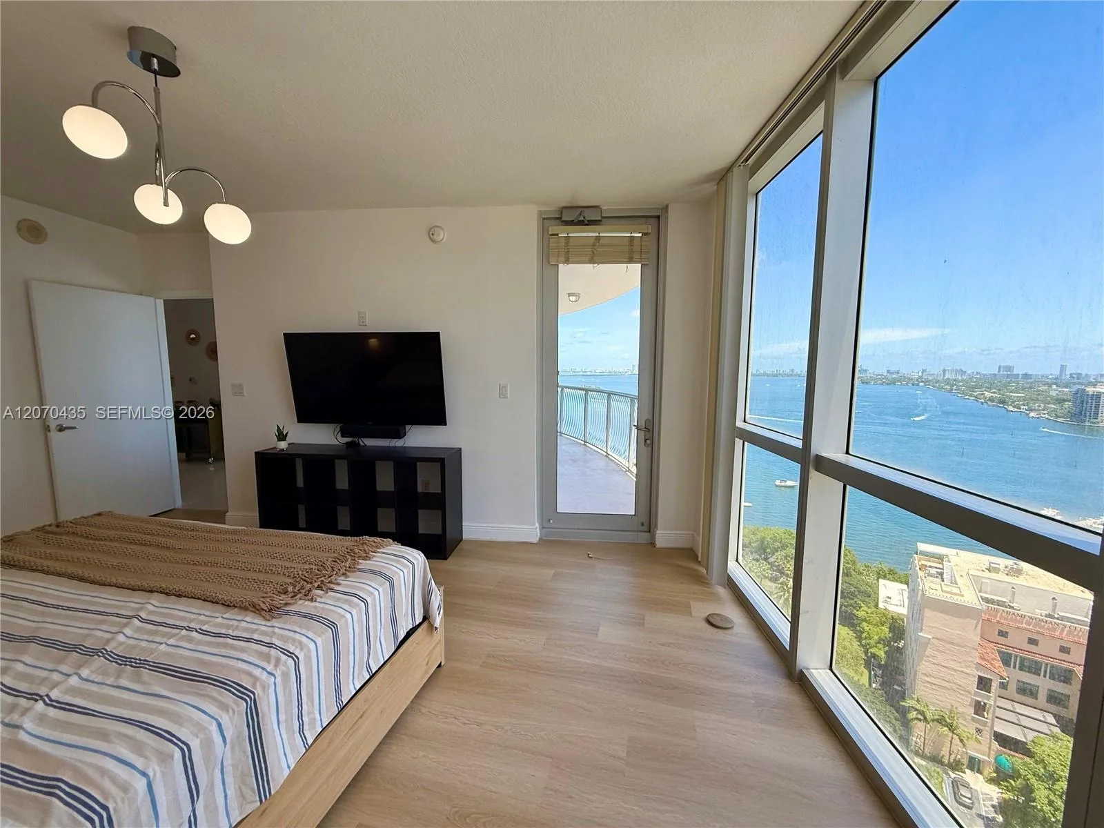 1750 N Bayshore Dr # 2202, Miami, FL 33132 photo 13
