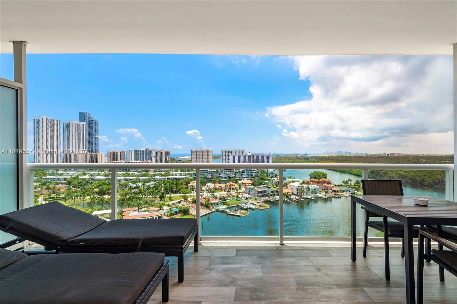 400 Sunny Isles Blvd # 1819 ONE LEVEL, Sunny Isles Beach, FL 33160 photo 3
