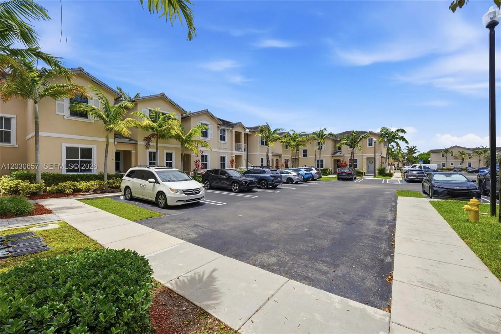 142 SE 28th Ter # 6, Homestead, FL 33033 photo 2