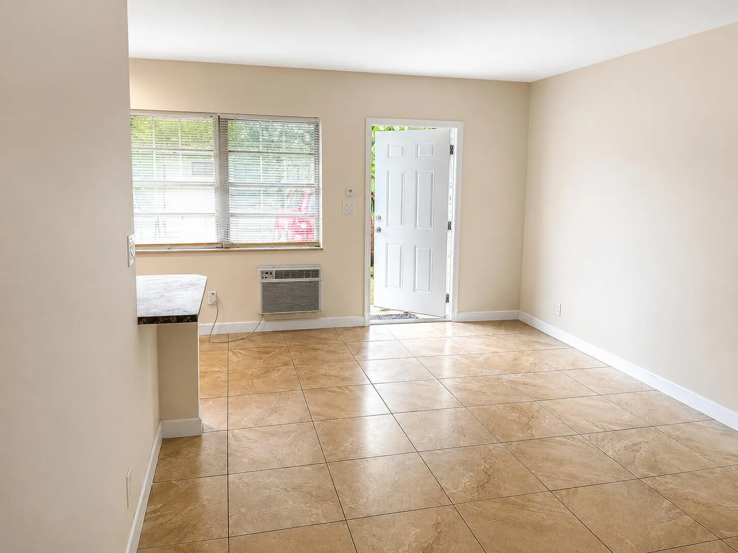 824 NE 16th Street # 828, Fort Lauderdale, FL 33304