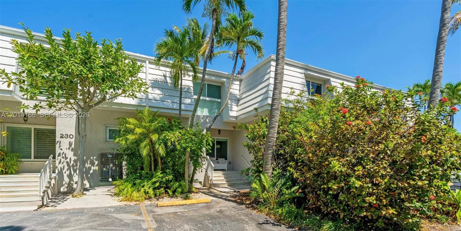 232 Sea View Dr # 108, Key Biscayne, FL 33149