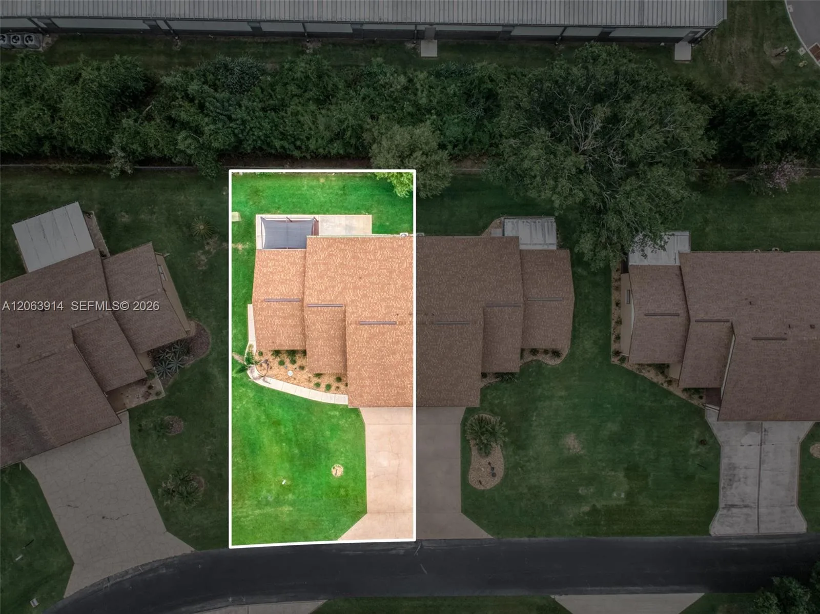 2418 Hidden Creek Cir, Sebring, FL 33870 photo 13