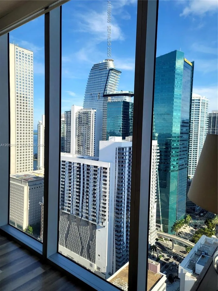 151 SE 1st St # PH11, Miami, FL 33131