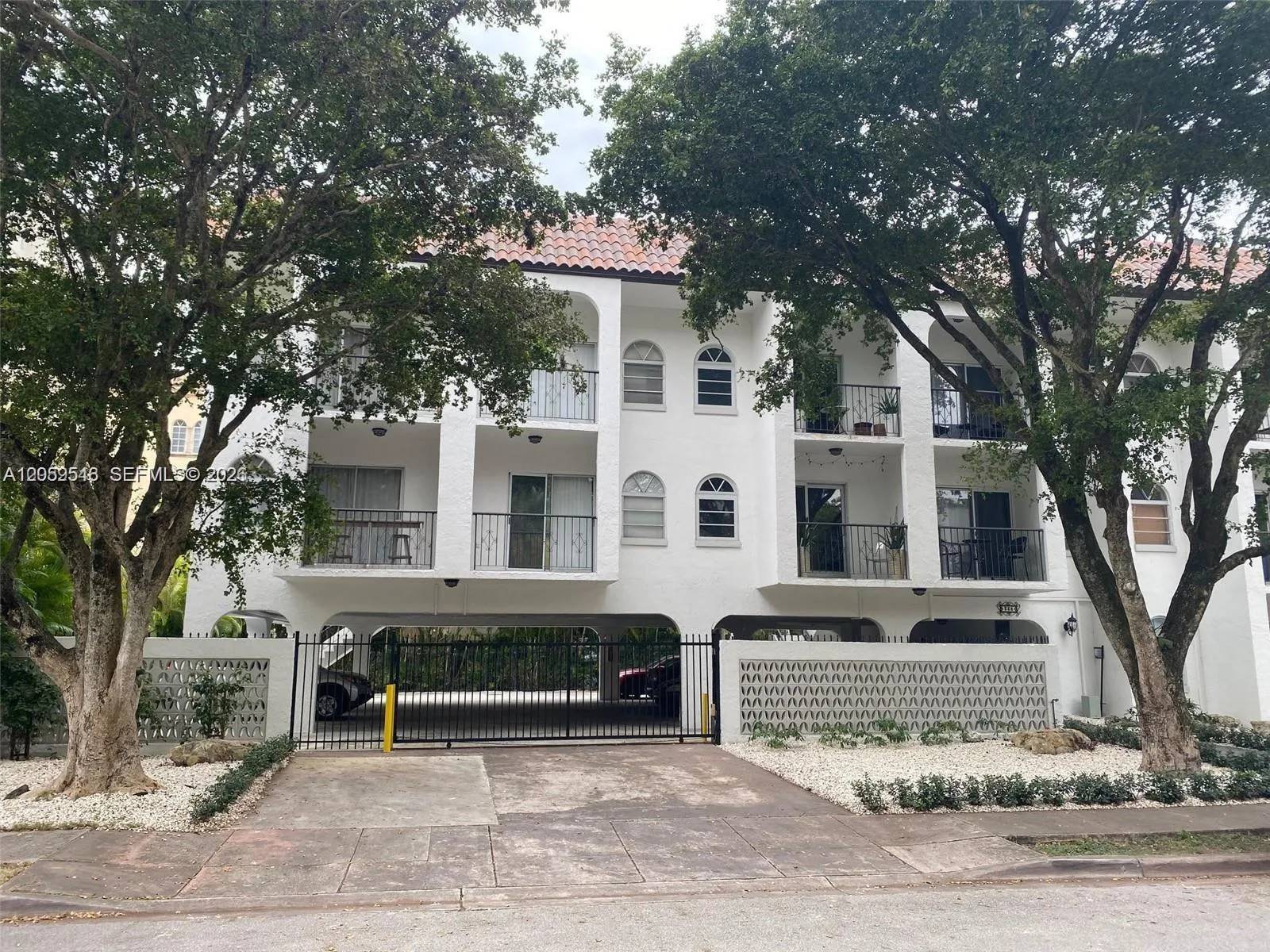 338 Majorca Ave # 207, Coral Gables, FL 33134