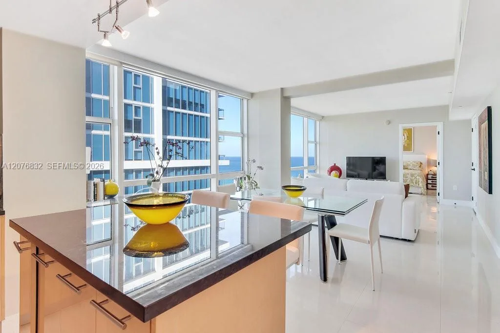 6801 Collins Ave # 1216, Miami Beach, FL 33141 photo 8