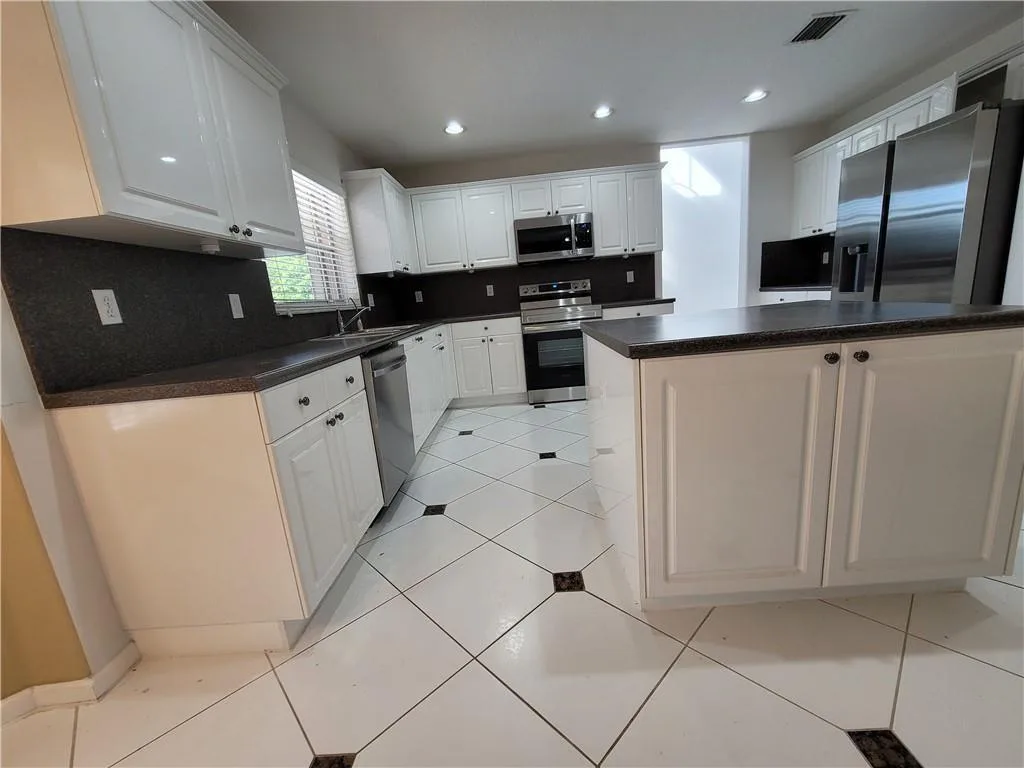 2281 SW 164th Avenue, Miramar, FL 33027 photo 7