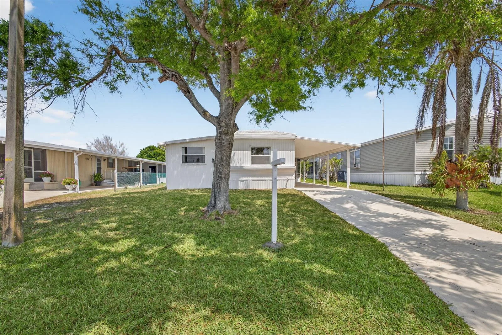 7338 SE Redbird Circle, Hobe Sound, FL 33455 photo 3