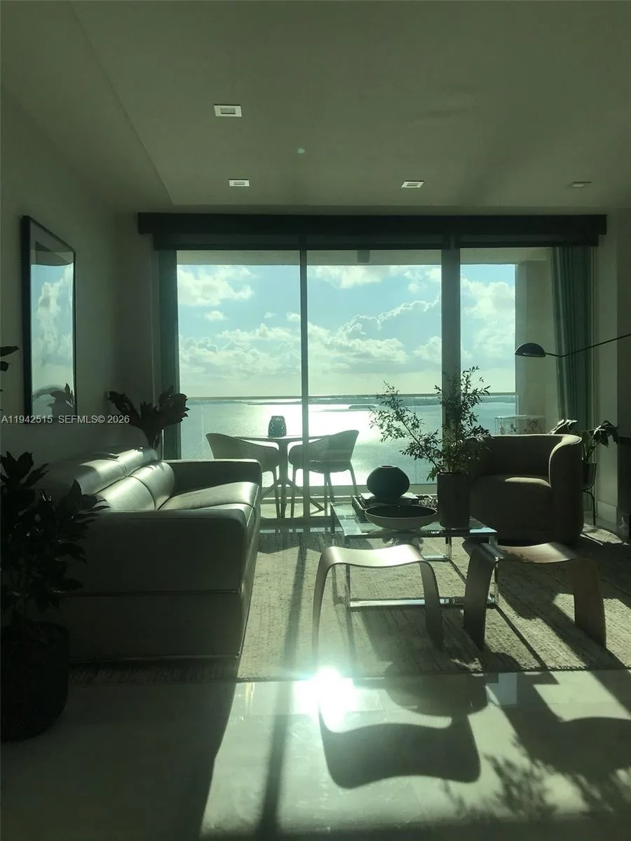 800 Claughton Island Dr # 2002, Miami, FL 33131 photo 12