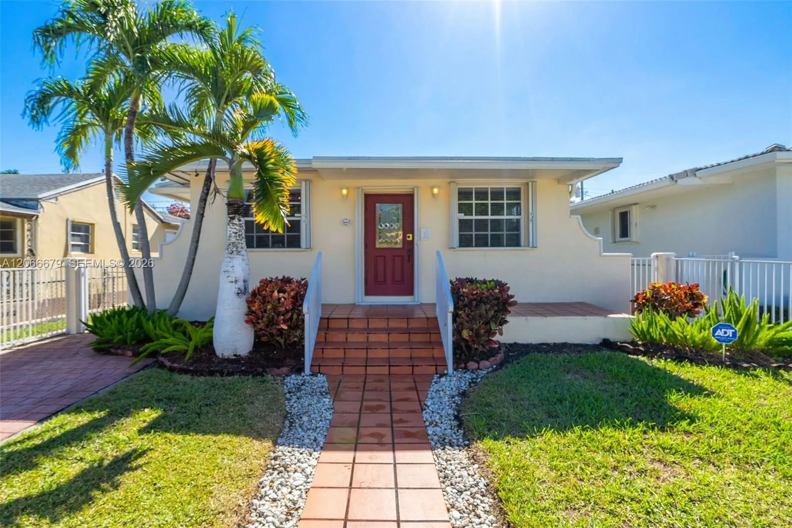 3640 SW 25th St # 1, Miami, FL 33133