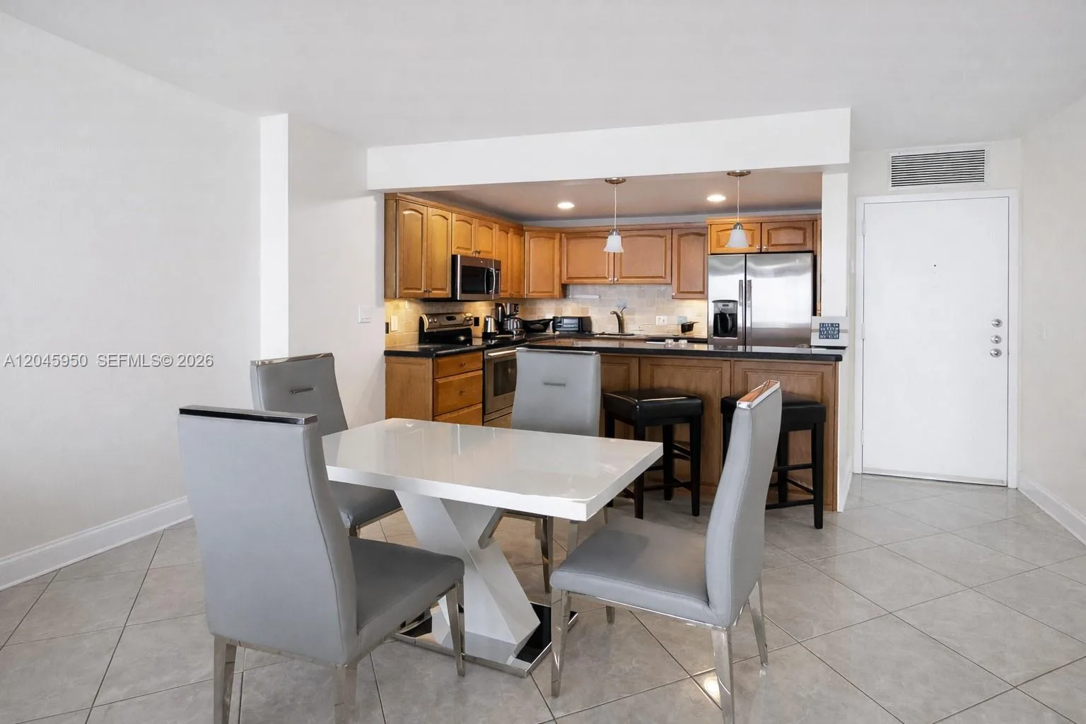 2101 S Ocean Dr # 606, Hollywood, FL 33019 photo 4