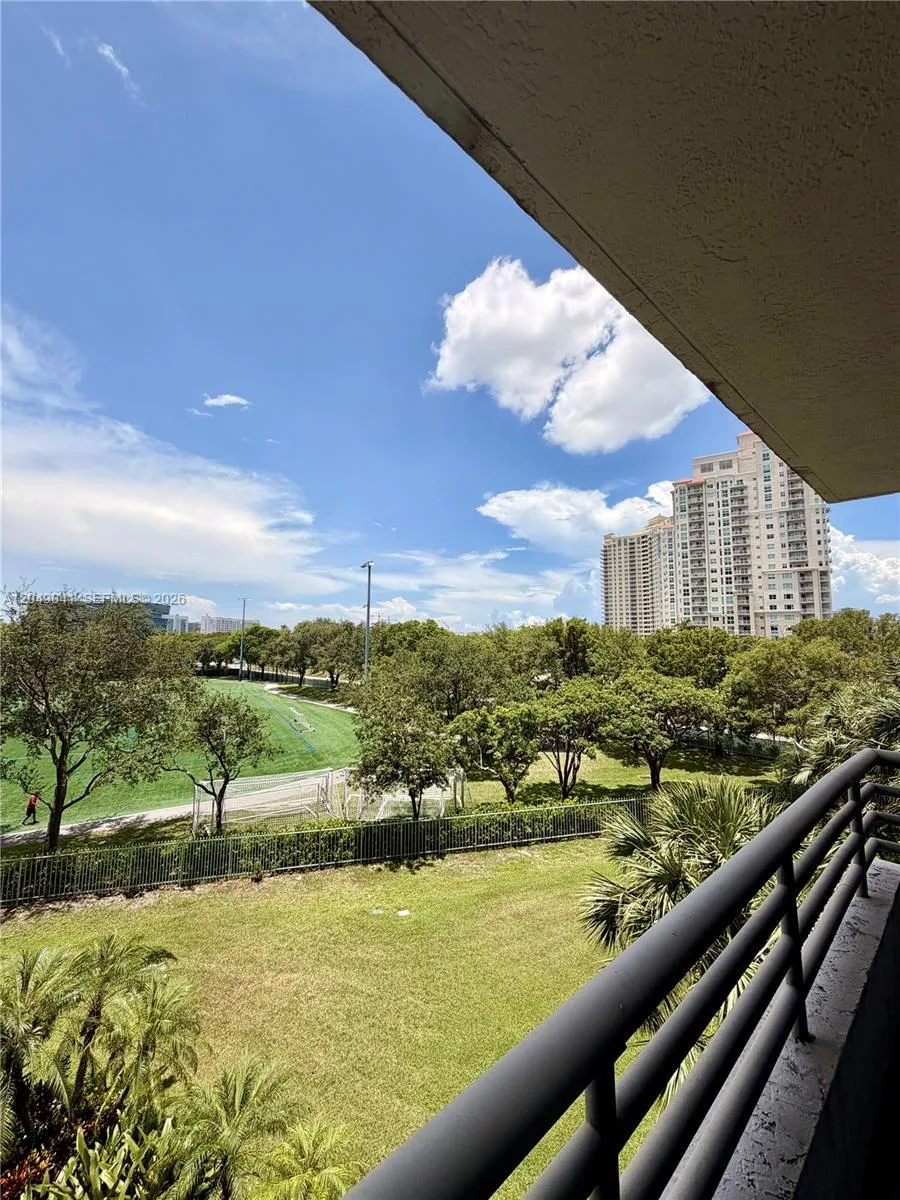 3300 NE 191st St # 404, Aventura, FL 33180 photo 10