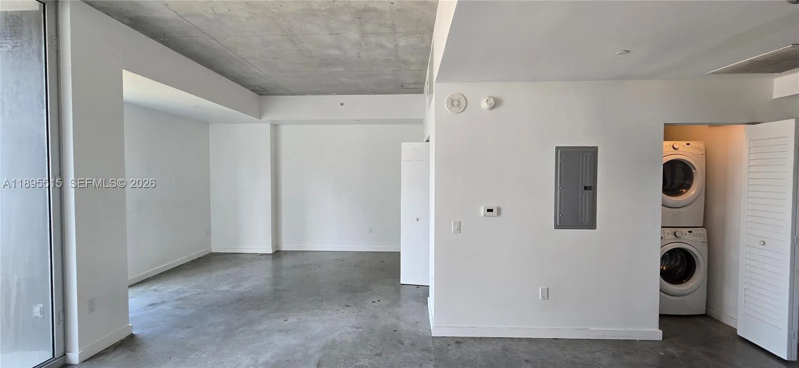 151 SE 1st St # 3003, Miami, FL 33131 photo 4