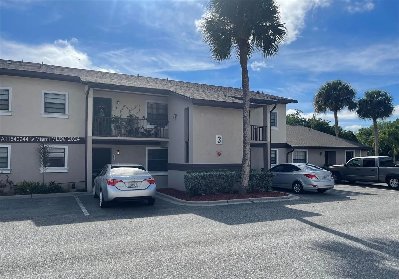 1049 JUNE DR # 1049, Melbourne, FL 32935
