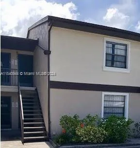 1049 JUNE DR # 1049, Melbourne, FL 32935 photo 2