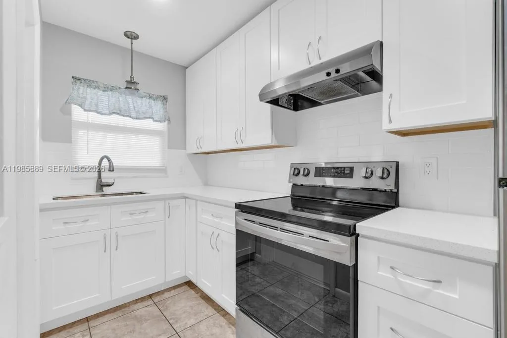 5300 Washington St # J218, Hollywood, FL 33021 photo 3