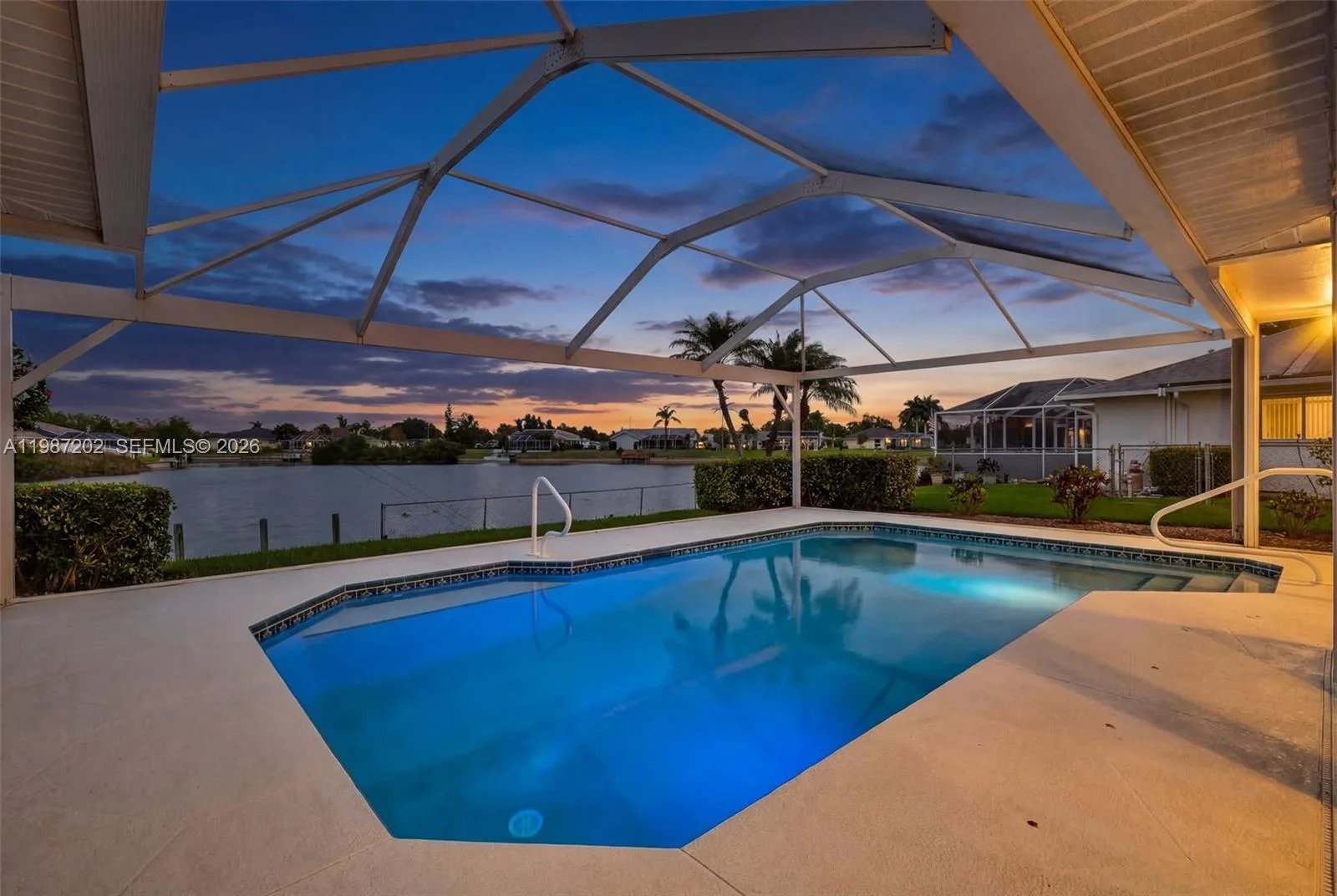 432 NE 18th Ave, Cape Coral, FL 33909