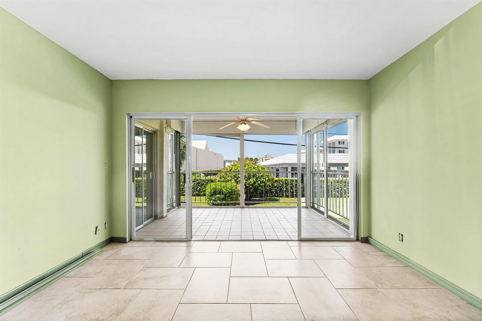 155 Yacht Club Drive # 101, North Palm Beach, FL 33408