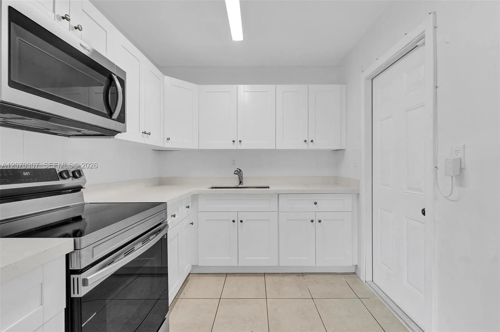 551 NW 30th Ter, Fort Lauderdale, FL 33311 photo 7