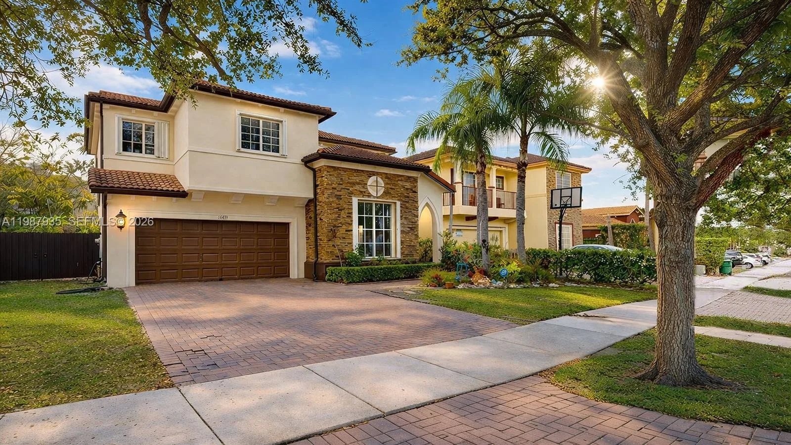 16479 SW 50th Ter, Miami, FL 33185 photo 2