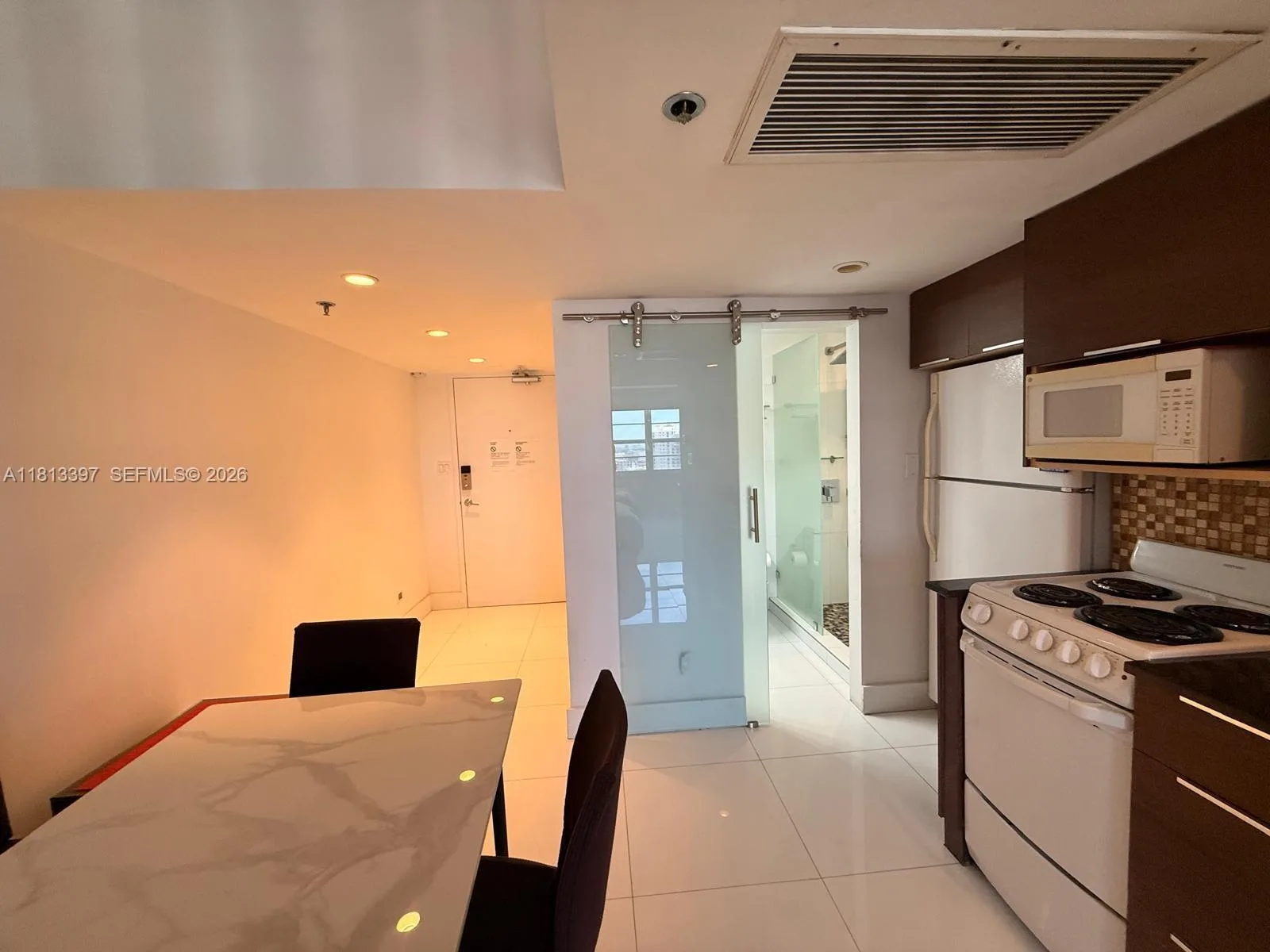 100 Lincoln Rd # 1214, Miami Beach, FL 33139 photo 8