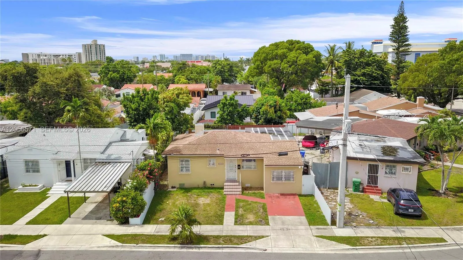 3080 SW 5th St, Miami, FL 33135 photo 4