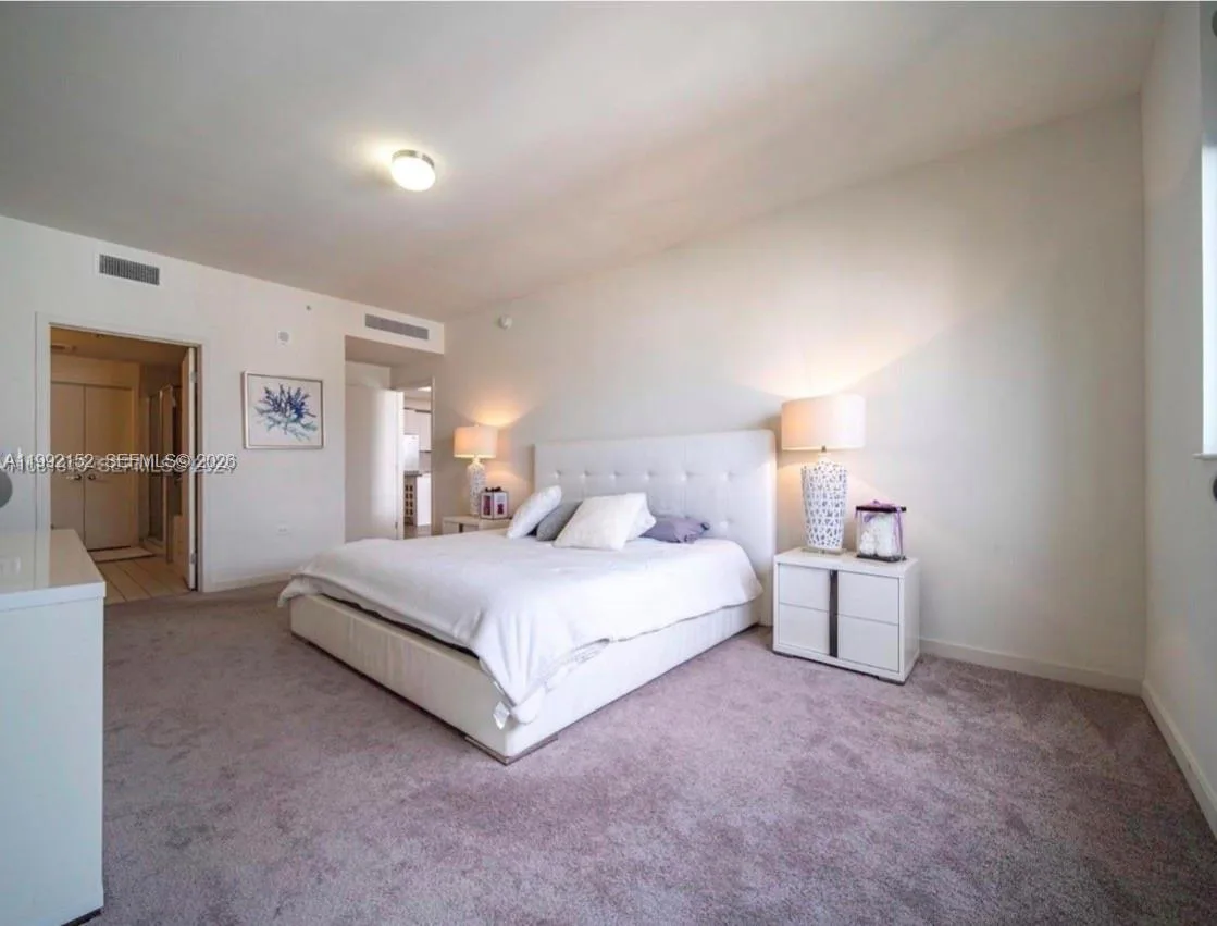 999 SW 1st Ave # 2105, Miami, FL 33130 photo 5