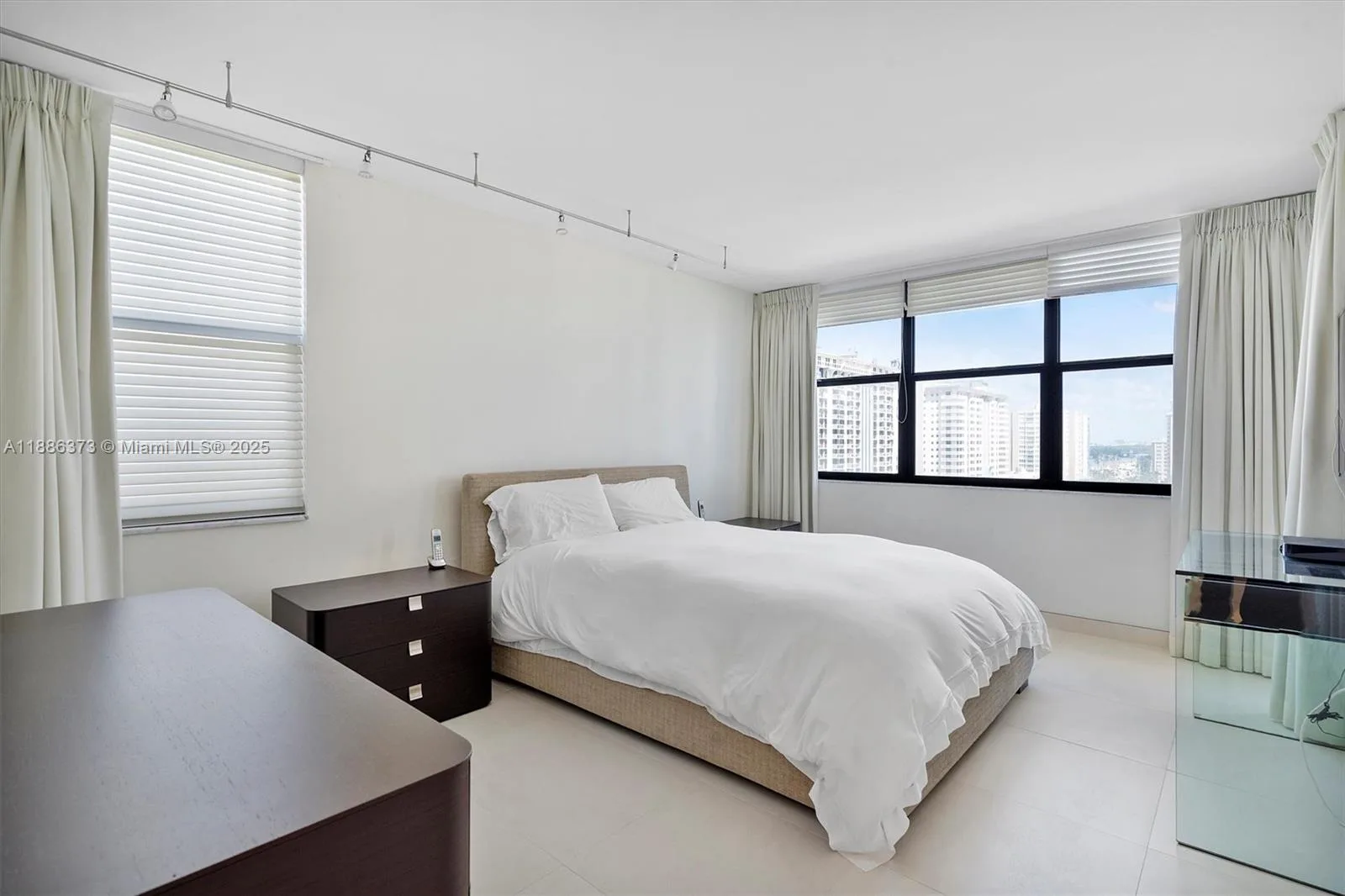 2401 S Ocean Dr # 905, Hollywood, FL 33019 photo 9