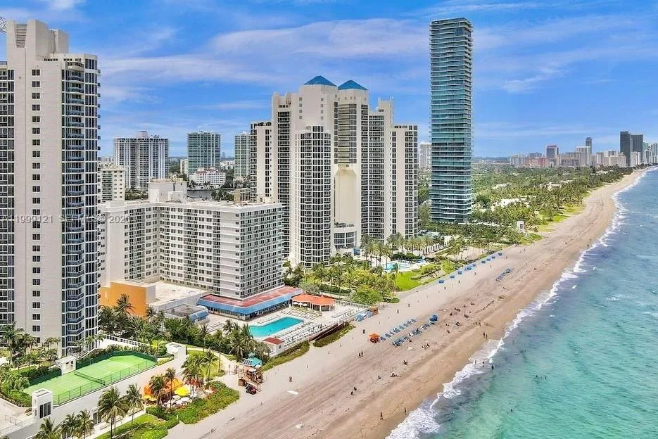 19201 Collins Ave # 504, Sunny Isles Beach, FL 33160 photo 2